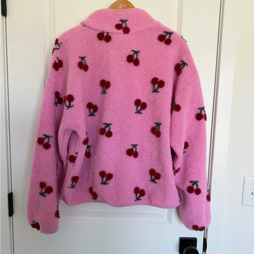 New In Pink Cherry Sherpa Fleece Hoodie Button Up Large - Picture 4 of 4